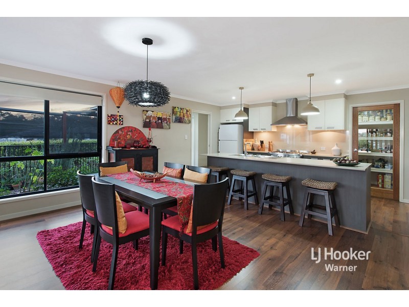 48 Moor Circuit, Warner QLD 4500