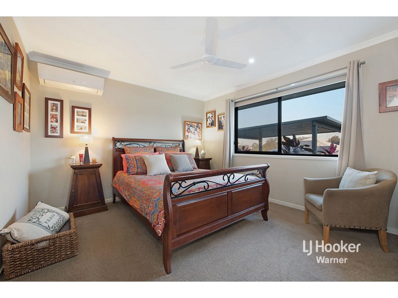 48 Moor Circuit, Warner QLD 4500