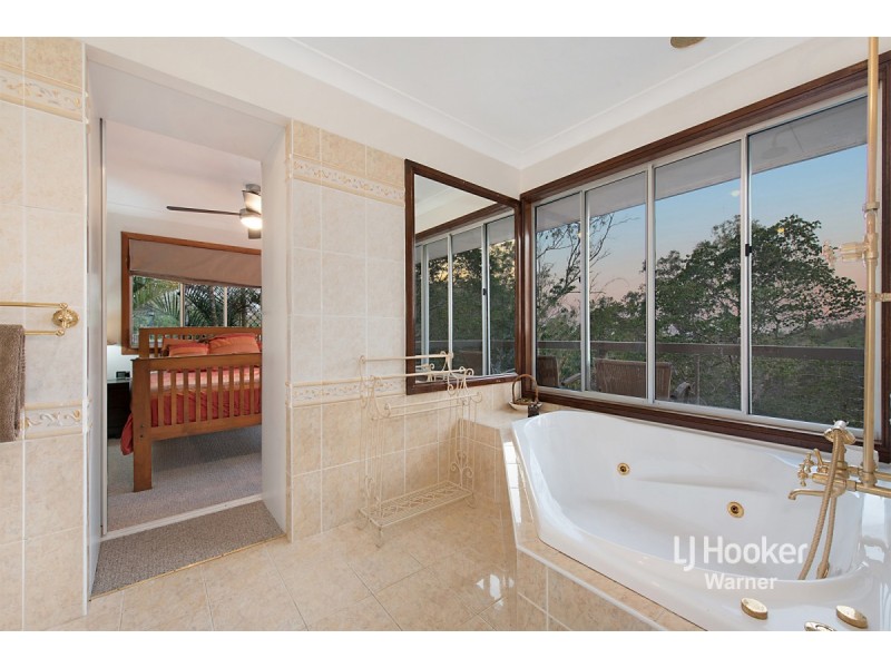 1105 Dayboro Road, Whiteside QLD 4503