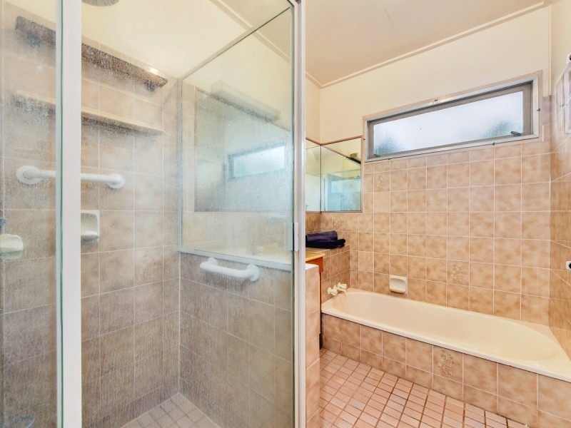 212 Appleby Road, Stafford Heights QLD 4053