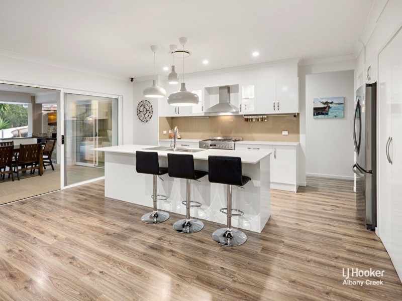 28 Dana Street, Cashmere QLD 4500