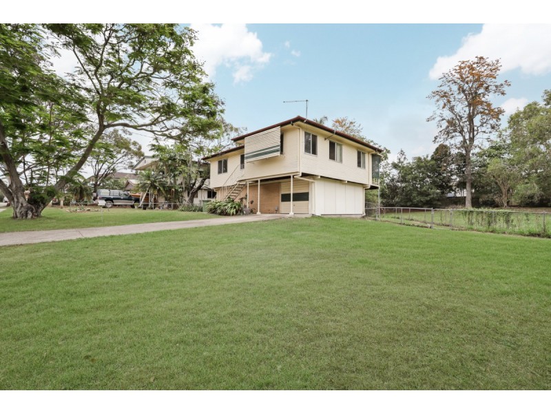 17 Harvey Street, Strathpine QLD 4500