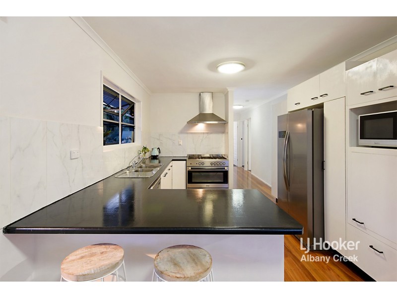 1 Doonside Parade, Brendale QLD 4500