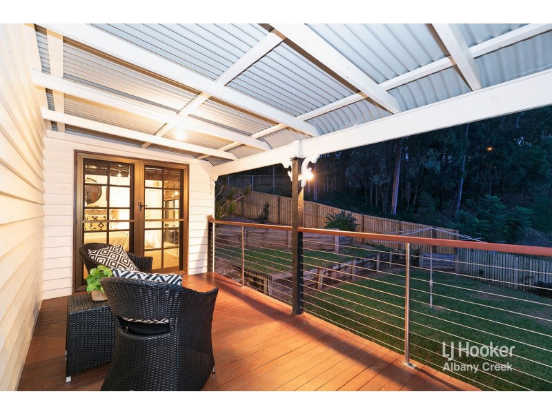 11 Sunblest Court, Eatons Hill QLD 4037