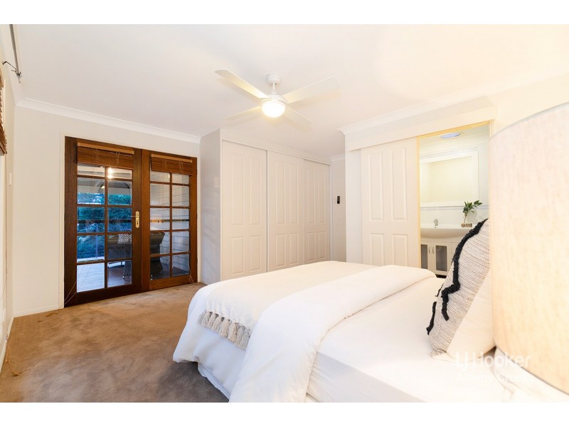 11 Sunblest Court, Eatons Hill QLD 4037