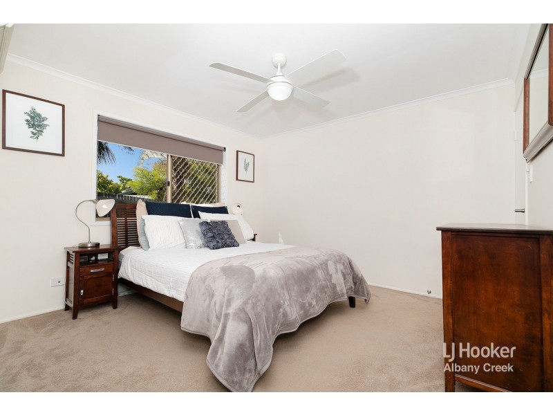 4 Cooloola Court, Everton Hills QLD 4053