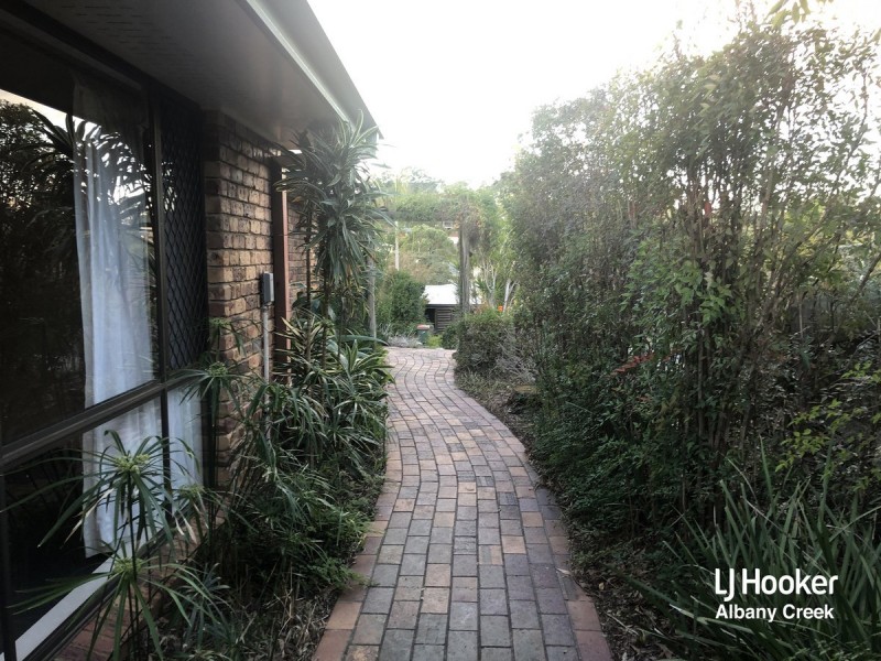 4 Oedipus Court, Eatons Hill QLD 4037