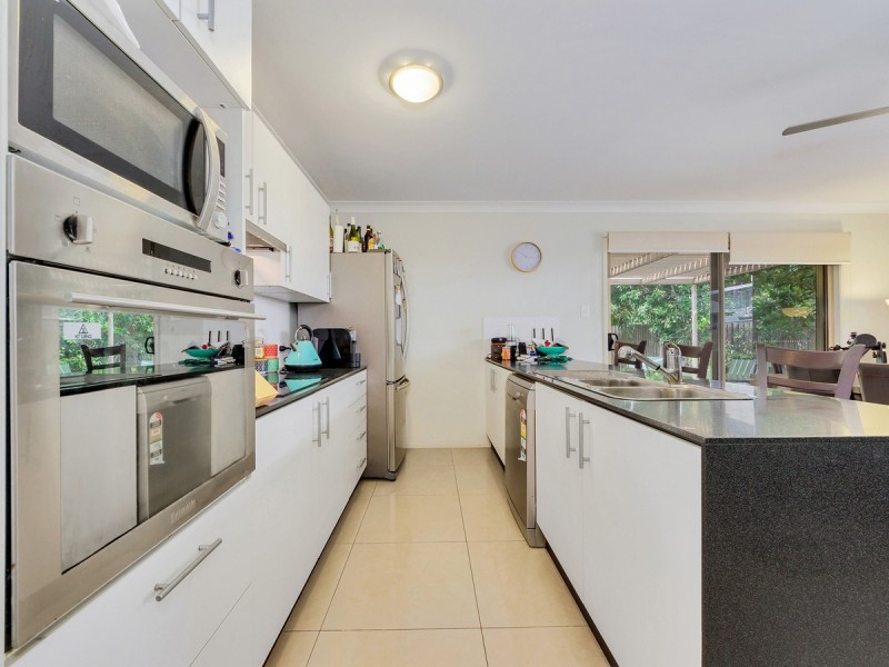 2/22 Battersby Street, Zillmere QLD 4034