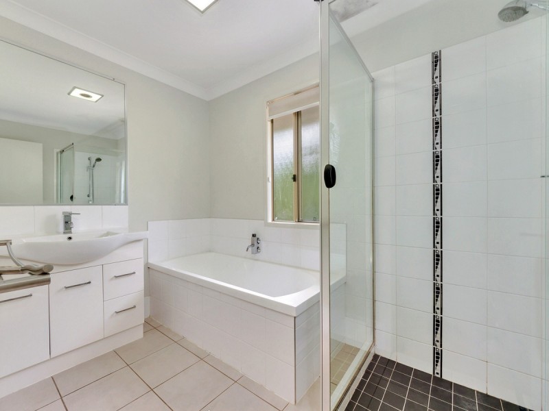 2/22 Battersby Street, Zillmere QLD 4034