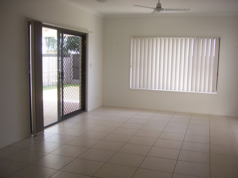 3 Caswell Close, North Lakes QLD 4509