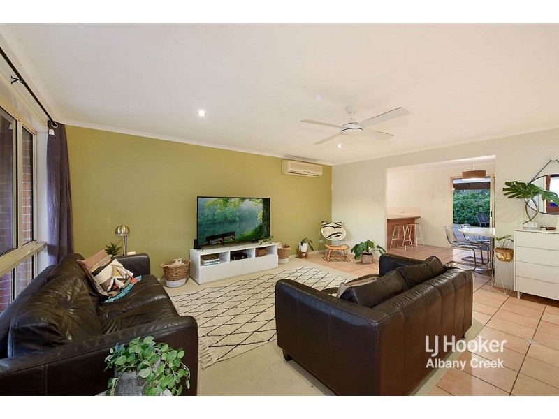 5 Peer Court, Eatons Hill QLD 4037