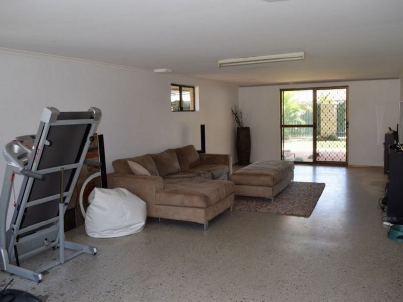 6 Dover Street, Albany Creek QLD 4035