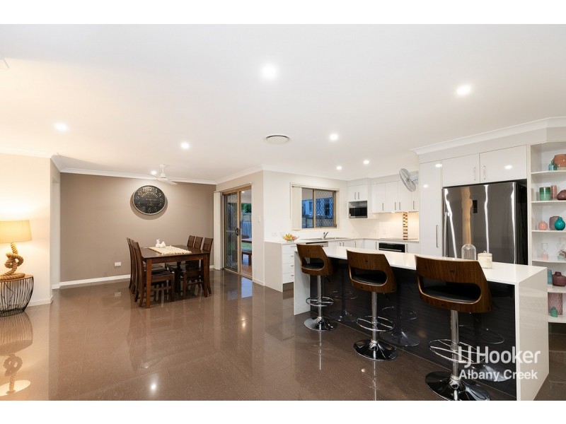 97 Brisbane Road, Warner QLD 4500