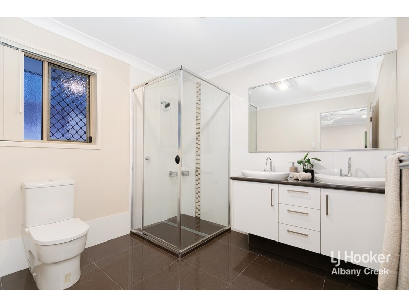 97 Brisbane Road, Warner QLD 4500