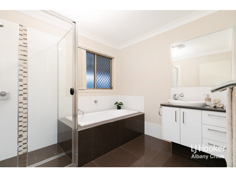 97 Brisbane Road, Warner QLD 4500