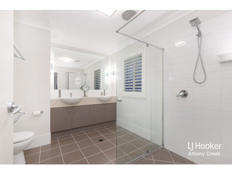 25 Tributary Court, Eatons Hill QLD 4037