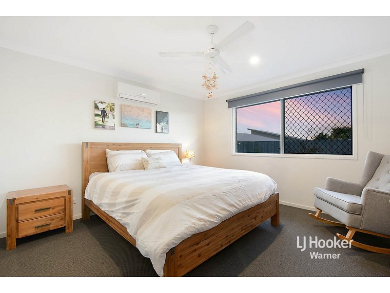 8 Cooloola Circuit, Warner QLD 4500