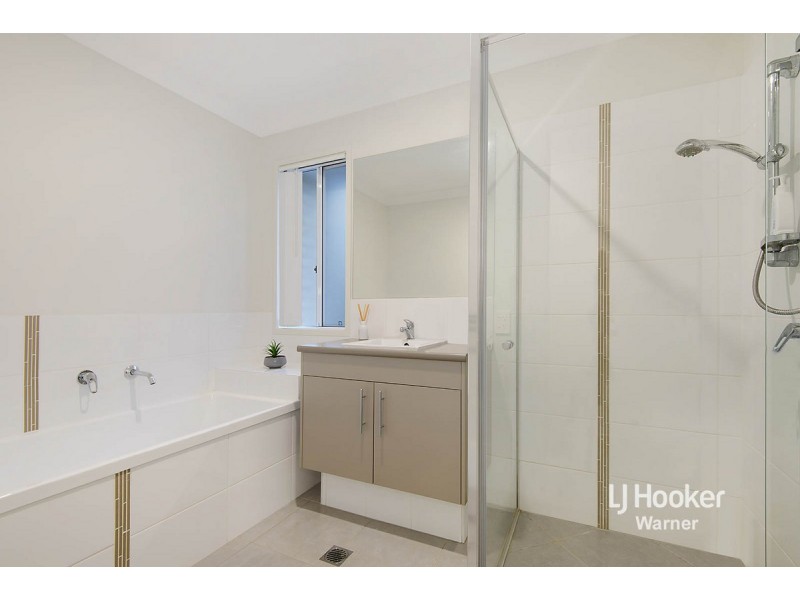 8 Cooloola Circuit, Warner QLD 4500