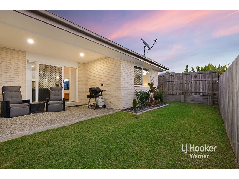 8 Cooloola Circuit, Warner QLD 4500