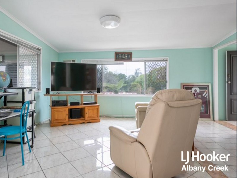 24 Reid Street, Petrie QLD 4502