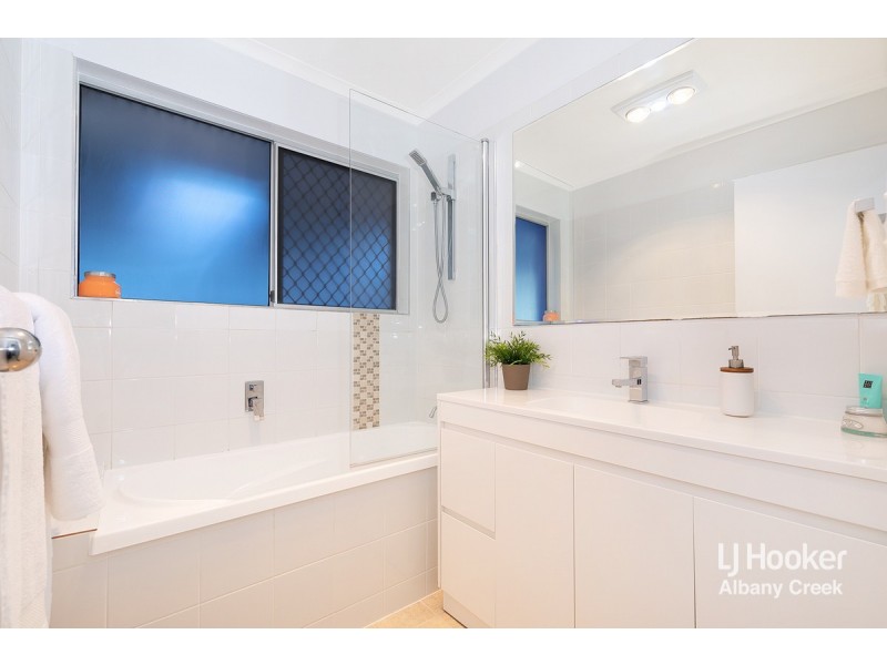 75 Bunya Park Drive, Eatons Hill QLD 4037