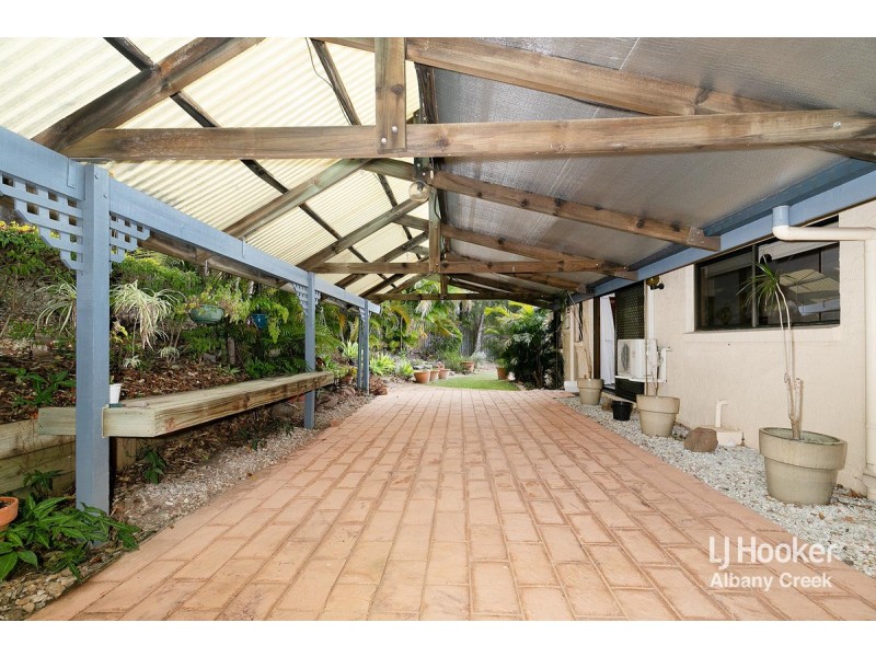 4 Ajax Court, Eatons Hill QLD 4037