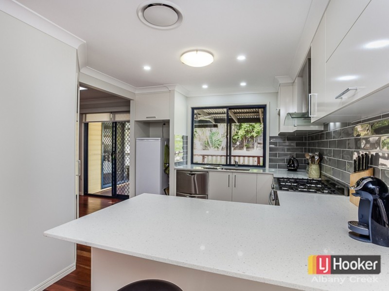 125 Saraband Drive, Eatons Hill QLD 4037