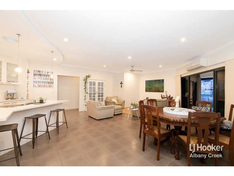 7 Tributary Court, Eatons Hill QLD 4037