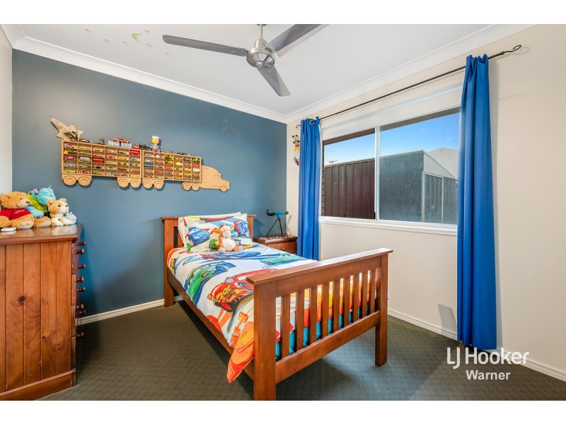 76 Caspian Parade, Warner QLD 4500