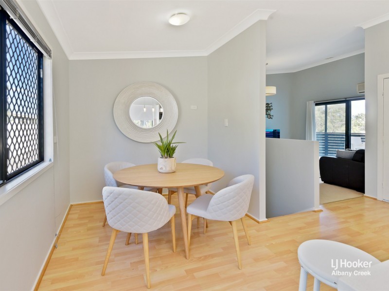 4 Portia Close, Eatons Hill QLD 4037