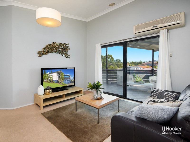 4 Portia Close, Eatons Hill QLD 4037