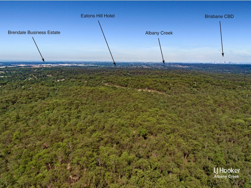 8 Cashs Road, Cashmere QLD 4500