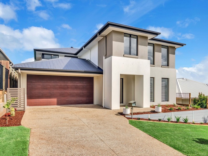 5 Beazley Circuit, Bridgeman Downs QLD 4035