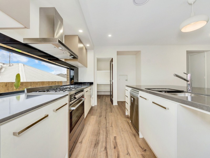 5 Beazley Circuit, Bridgeman Downs QLD 4035