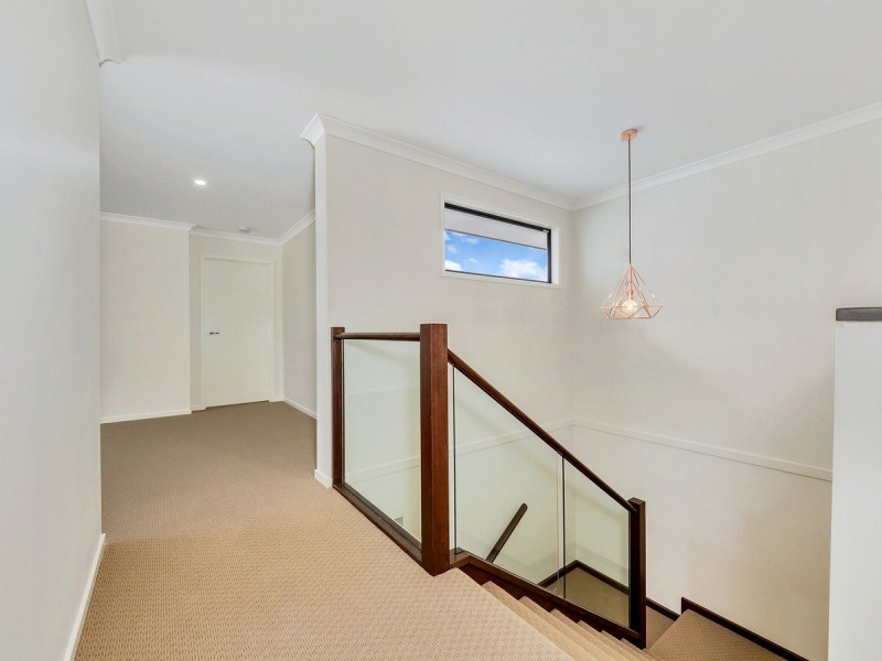 5 Beazley Circuit, Bridgeman Downs QLD 4035