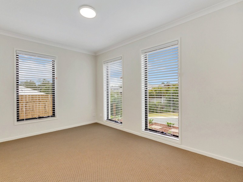 5 Beazley Circuit, Bridgeman Downs QLD 4035