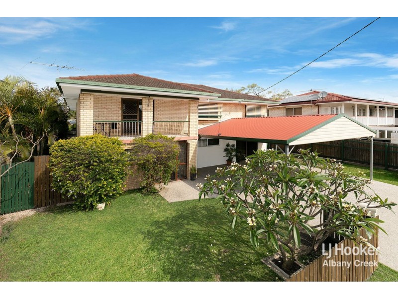 14 Maud Street, Albany Creek QLD 4035