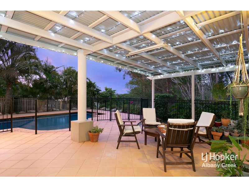 8 Mahogany Drive, Albany Creek QLD 4035