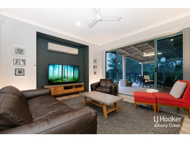8 Mahogany Drive, Albany Creek QLD 4035