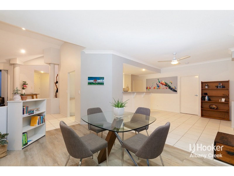 8 Mahogany Drive, Albany Creek QLD 4035