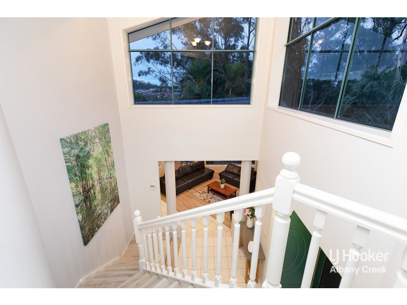 8 Mahogany Drive, Albany Creek QLD 4035