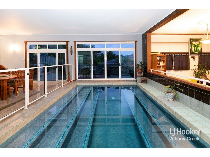 10 Mascotte Court, Eatons Hill QLD 4037