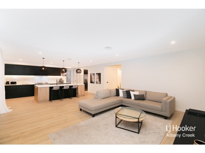 19 Superior Parade, Bridgeman Downs QLD 4035