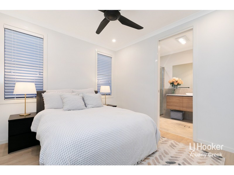 19 Superior Parade, Bridgeman Downs QLD 4035