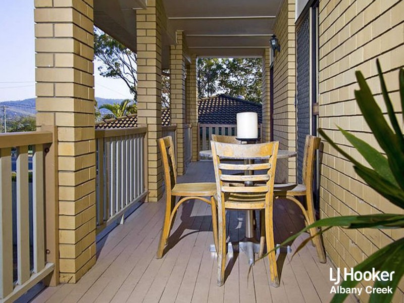 10 Pimelea Street, Everton Hills QLD 4053