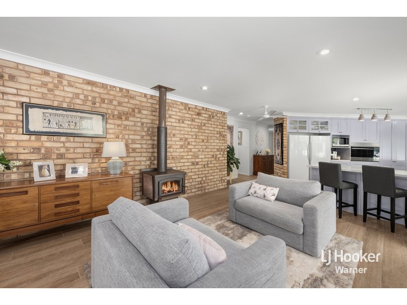 4 Bellbird Court, Warner QLD 4500