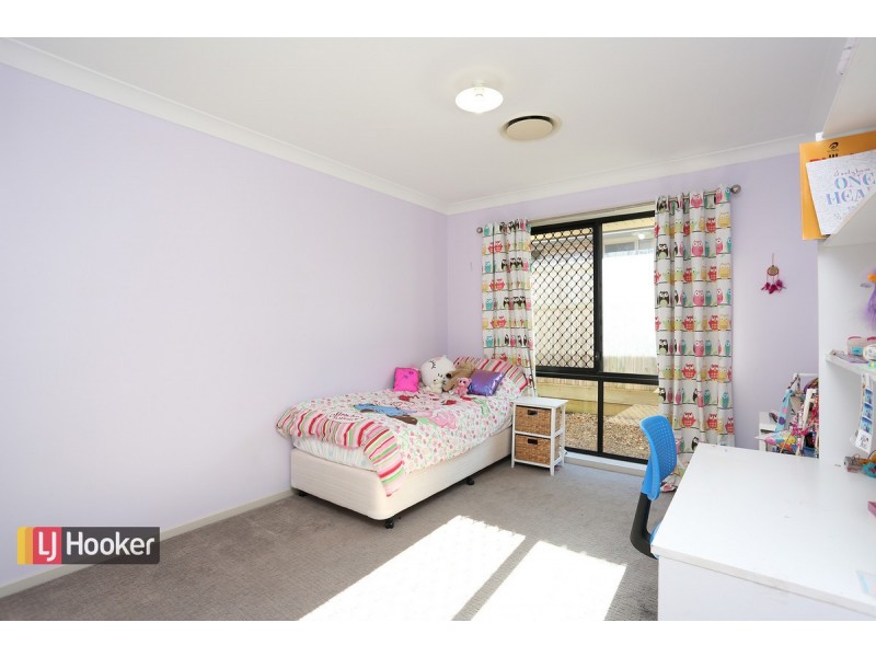 42 Ballyalla Crescent, Warner QLD 4500
