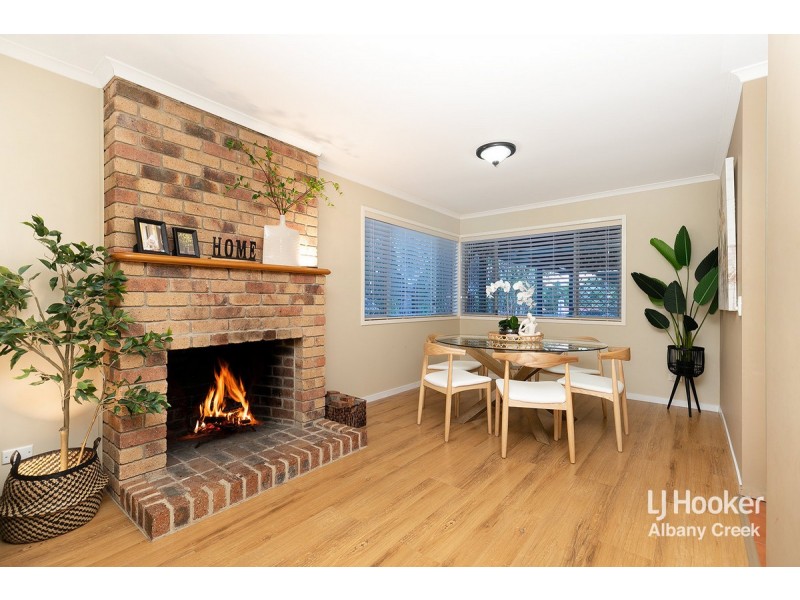 5 Janna Court, Eatons Hill QLD 4037