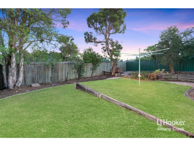5 Janna Court, Eatons Hill QLD 4037