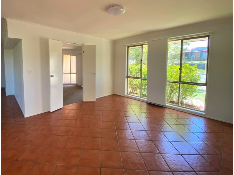 3 Flinders Way, Albany Creek QLD 4035